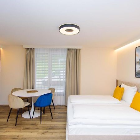 Hotel Twentyfour Living Bad Urach Exterior photo