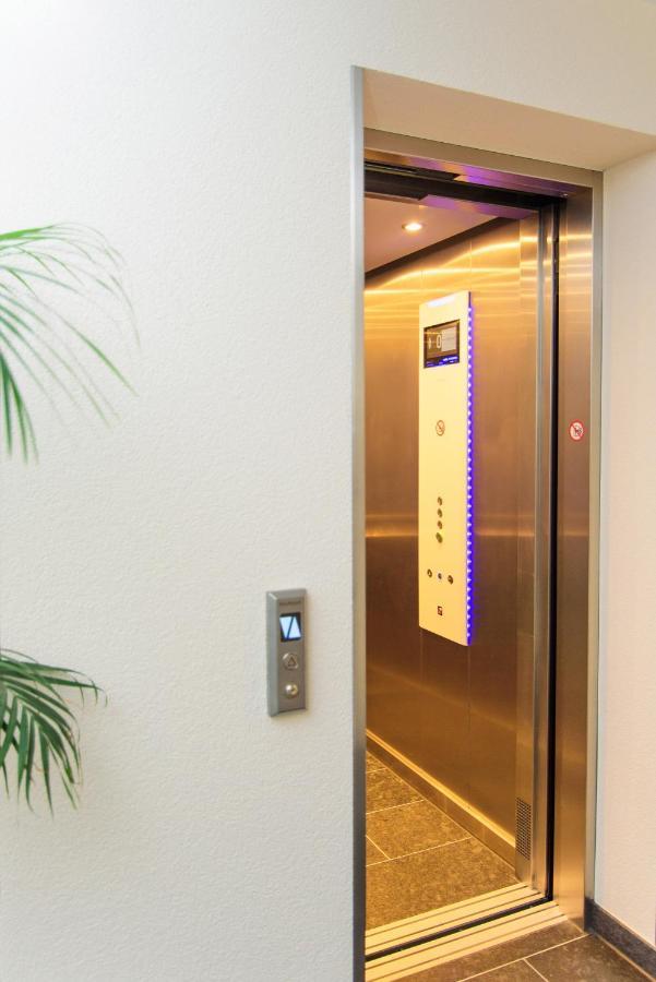 Hotel Twentyfour Living Bad Urach Exterior photo